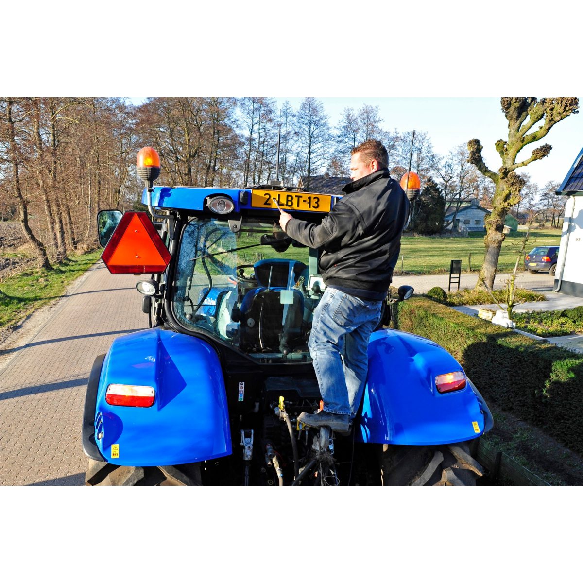 kentekenplaathouder + led verlichting 12/24V-7740