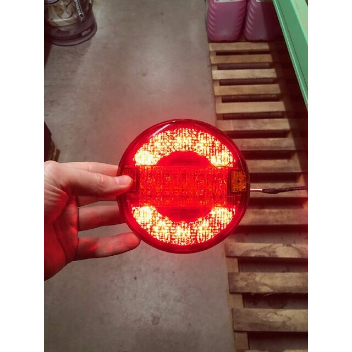 led achterlicht Ø140mm Britax 24V - Afbeelding 3